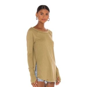 Free People | S | Ribbed Side Slit Long Sleeve Top